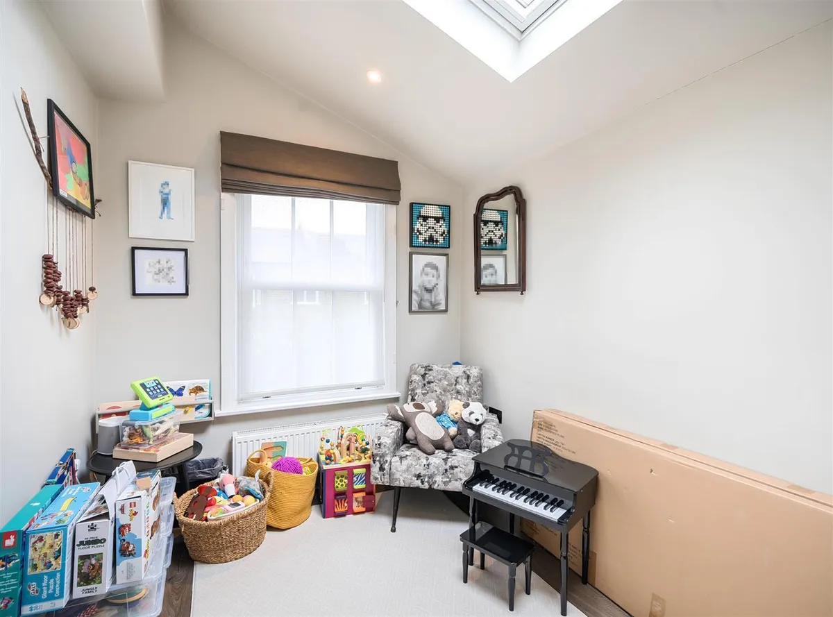 Huxley Street, London, W10