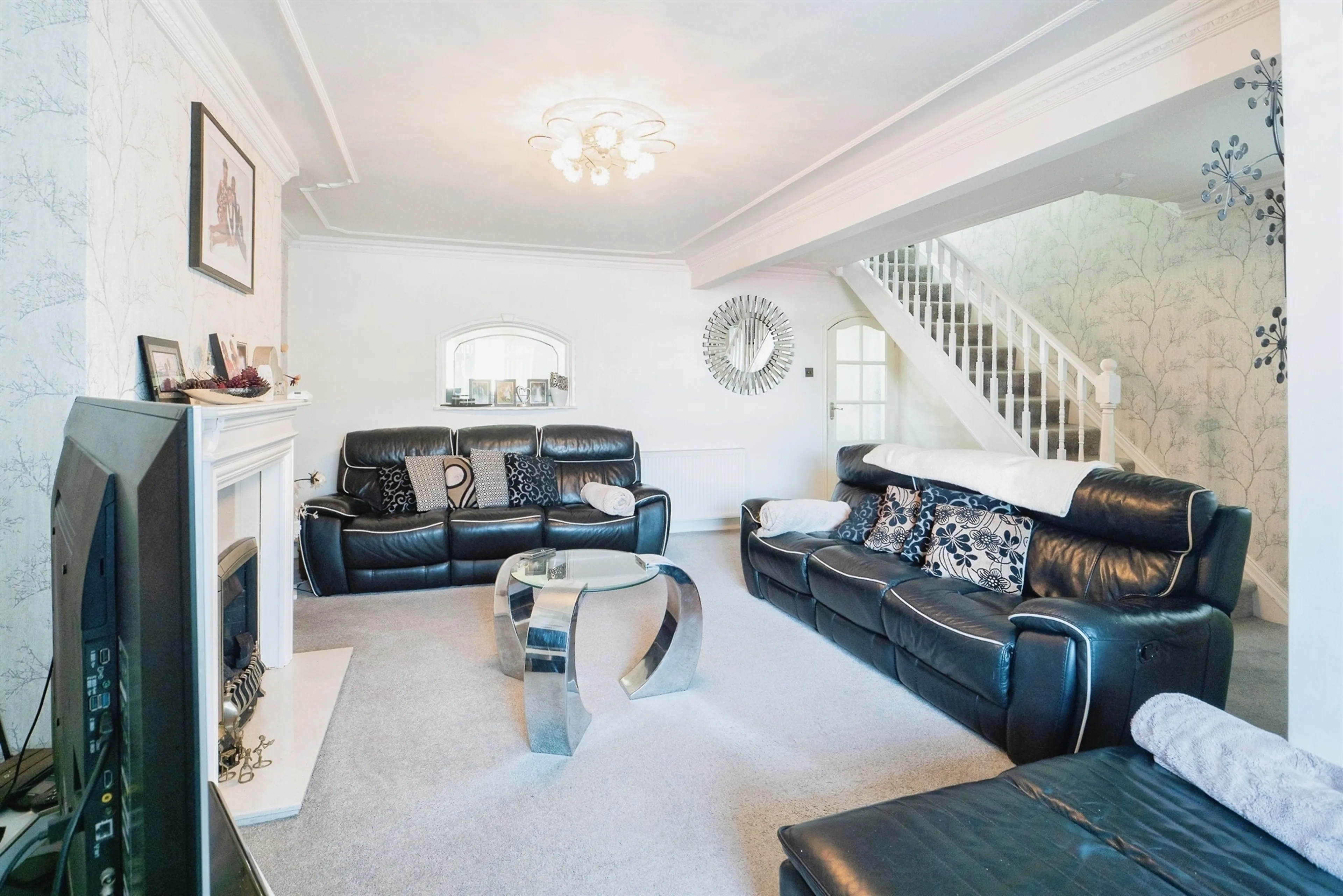 Property at Stoneleigh Way, Leicester
