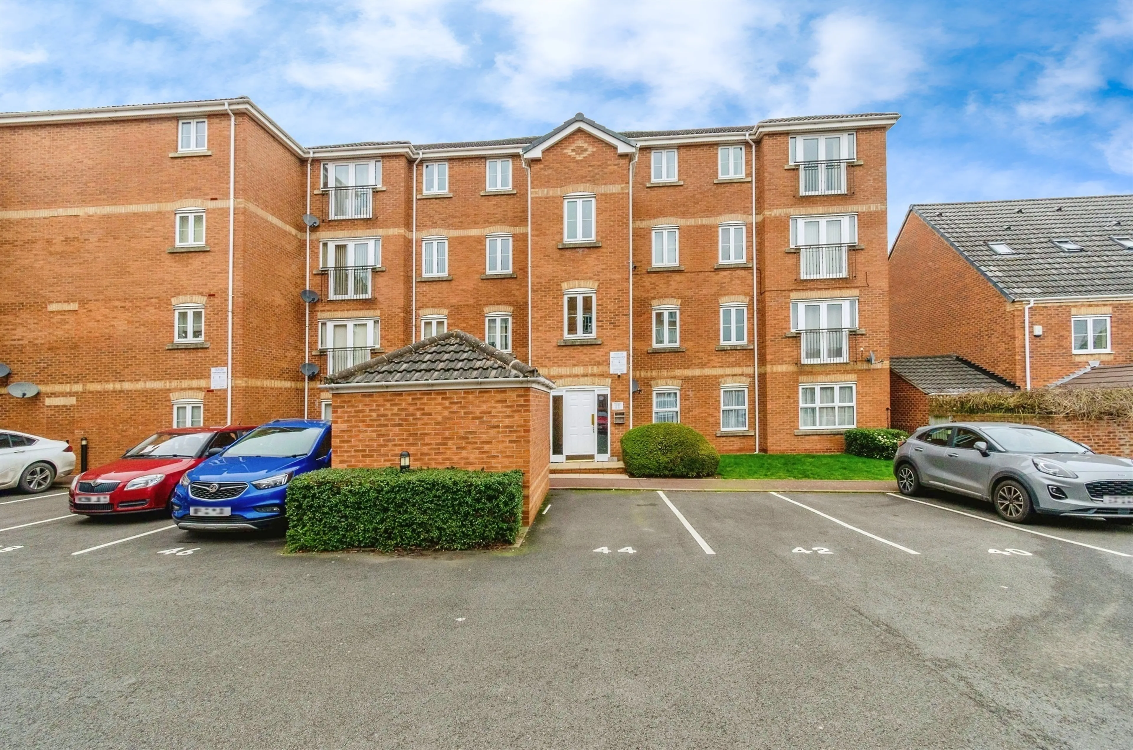 Property photo 0