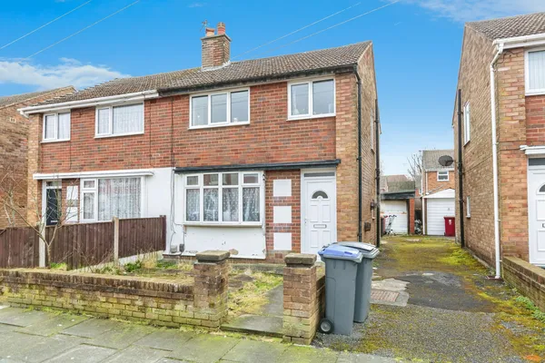 Dewhurst Avenue, Blackpool, Lancashir...