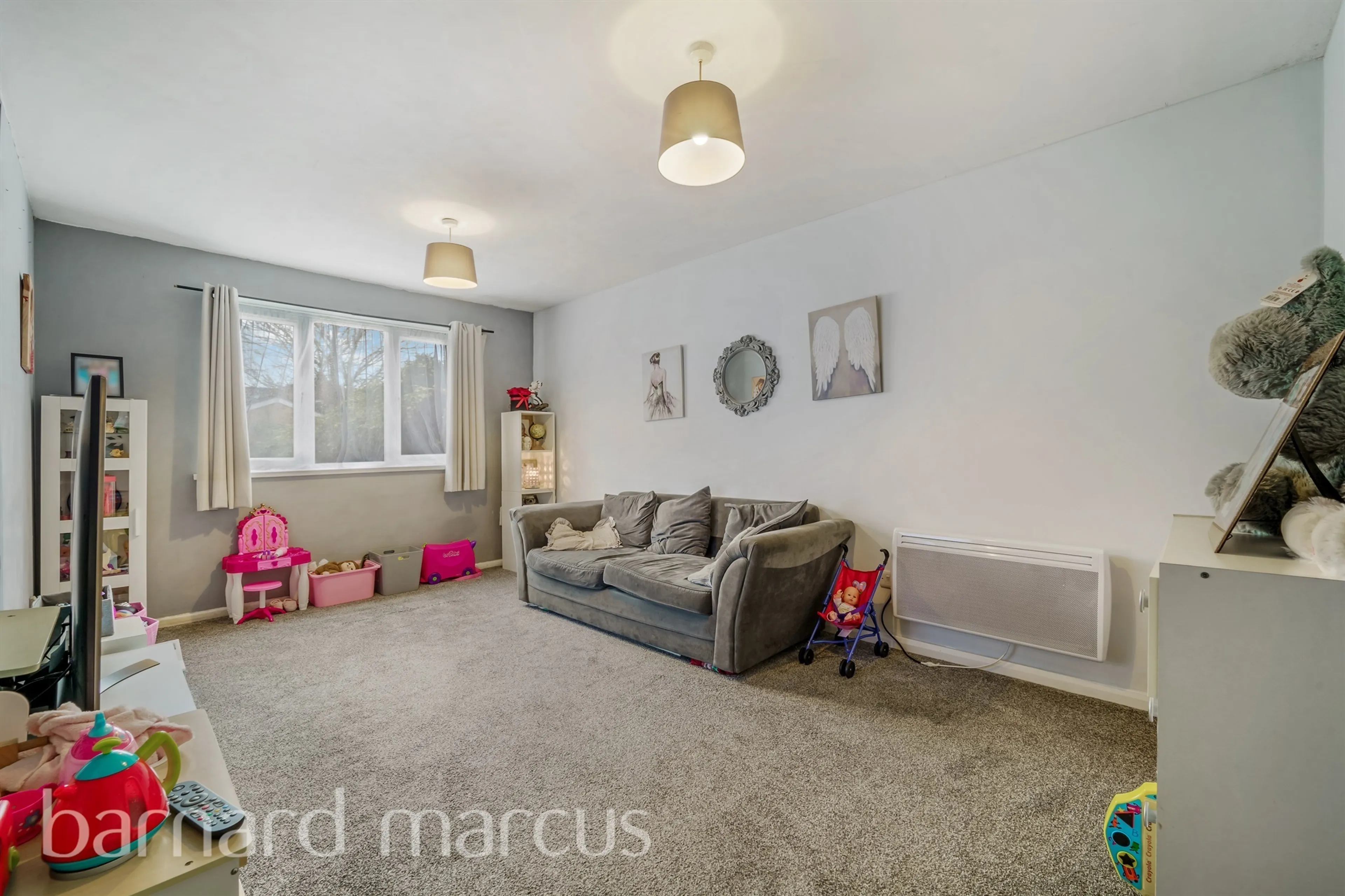 Property at Redford Close, Feltham