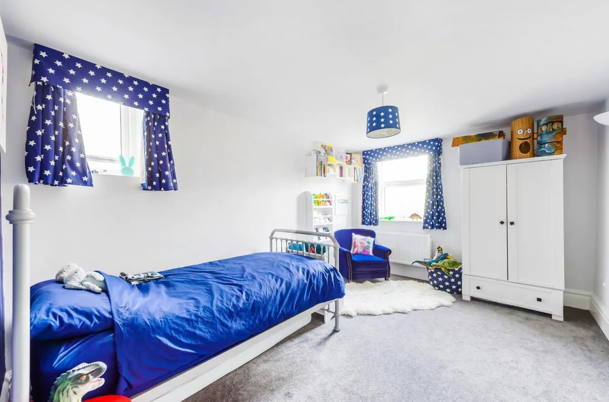 Gratton Terrace, London, NW2