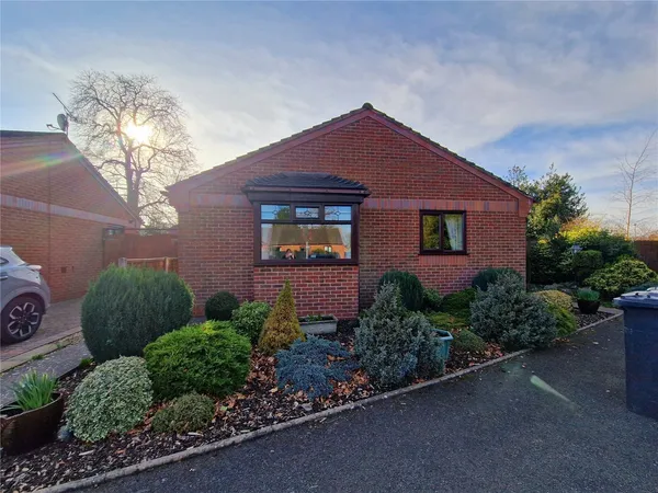 Moule Close, Kidderminster, Worcester...