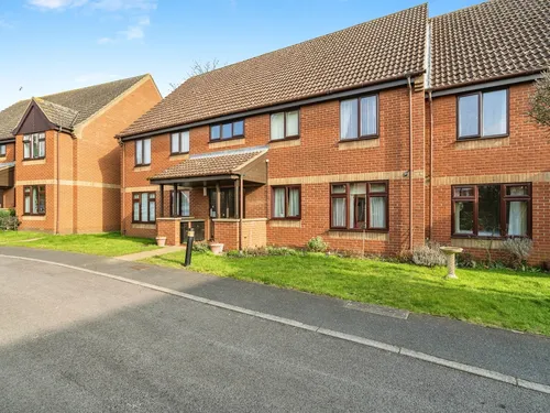 Parkside Court, Dissphoto