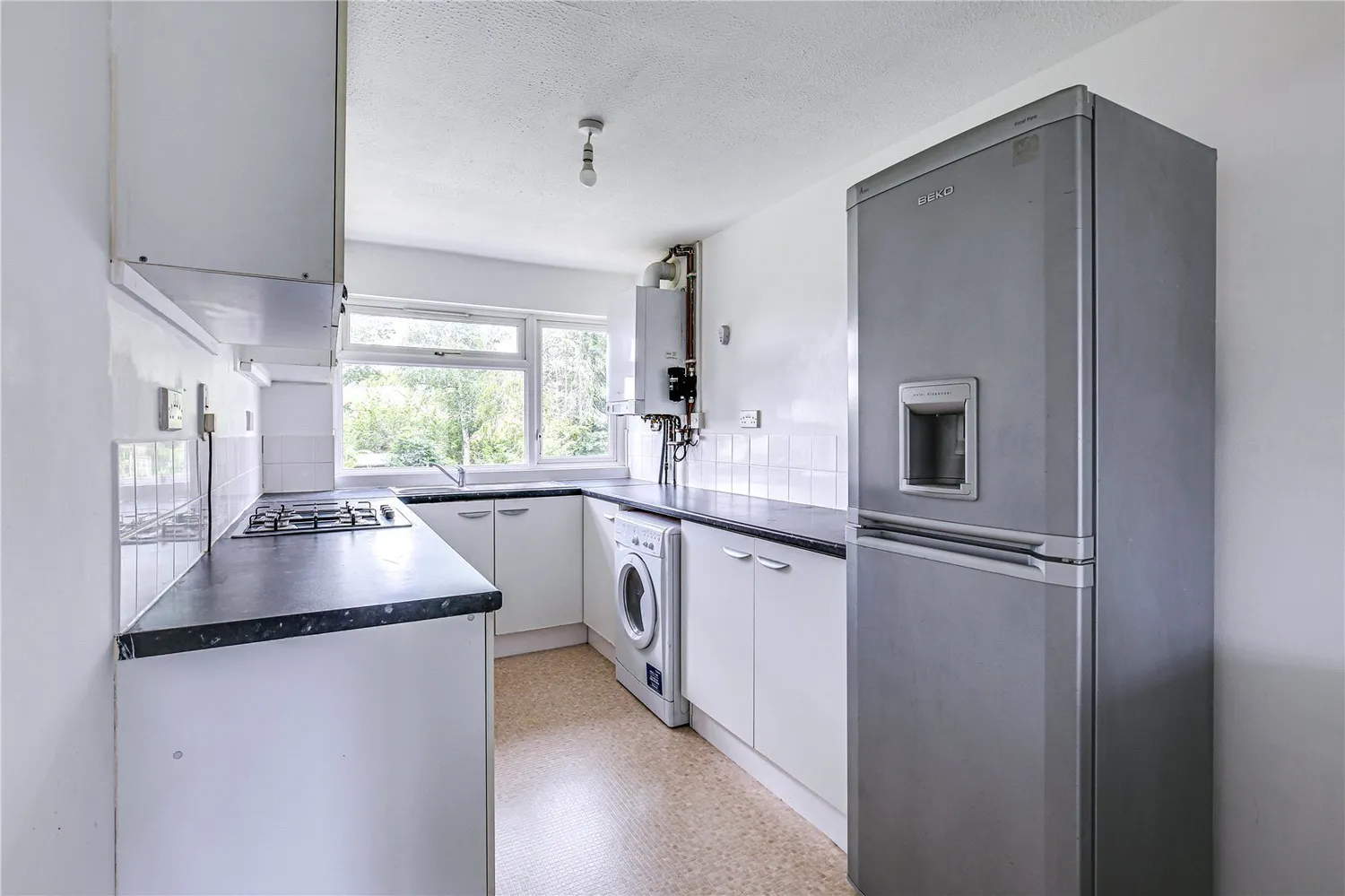 Oakshaw, Oxted, RH8 photo 2