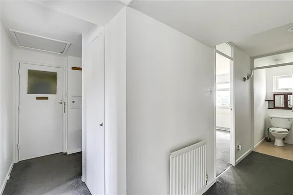Oakshaw, Oxted, RH8 photo 4