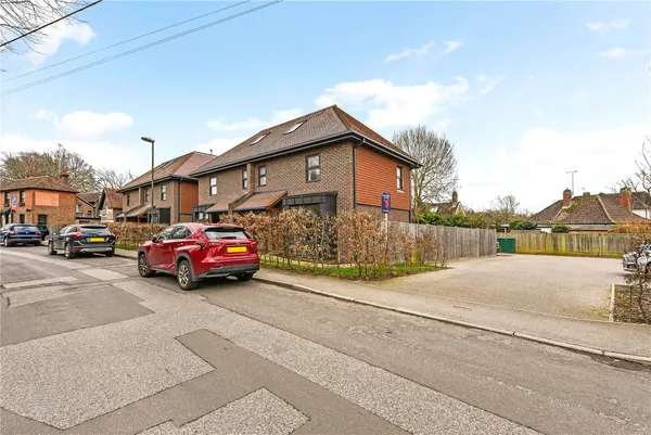 Sunte Avenue, Lindfield, RH16 photo 21