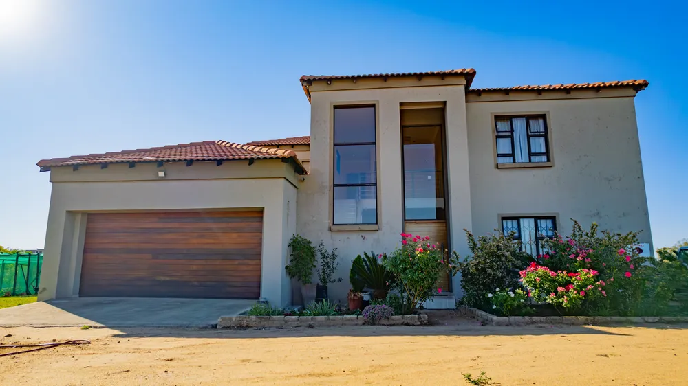 View image gallery of South Africa, Gauteng, Lanseria