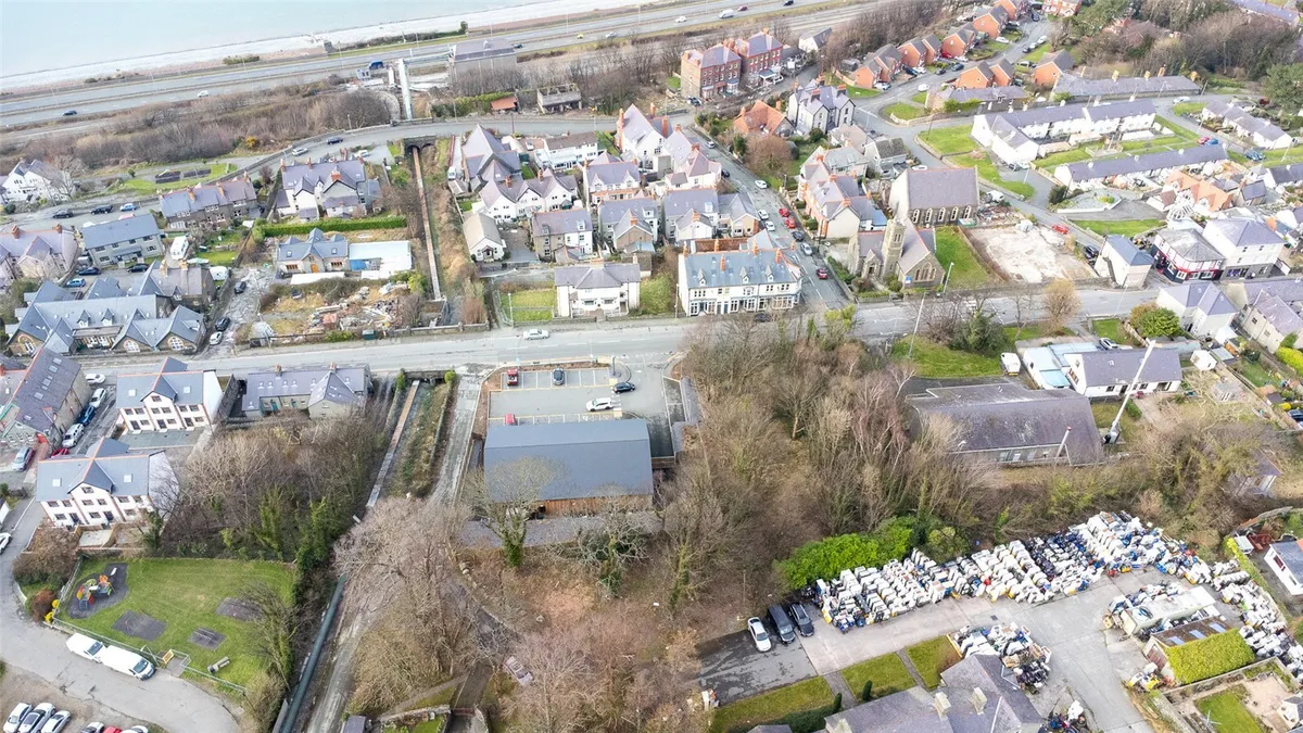Bangor Road, Penmaenmawr, Conwy, LL34
