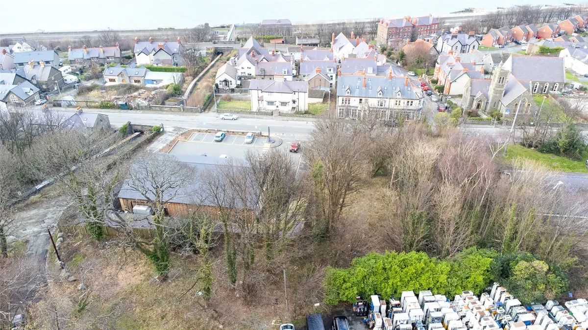 Bangor Road, Penmaenmawr, Conwy, LL34