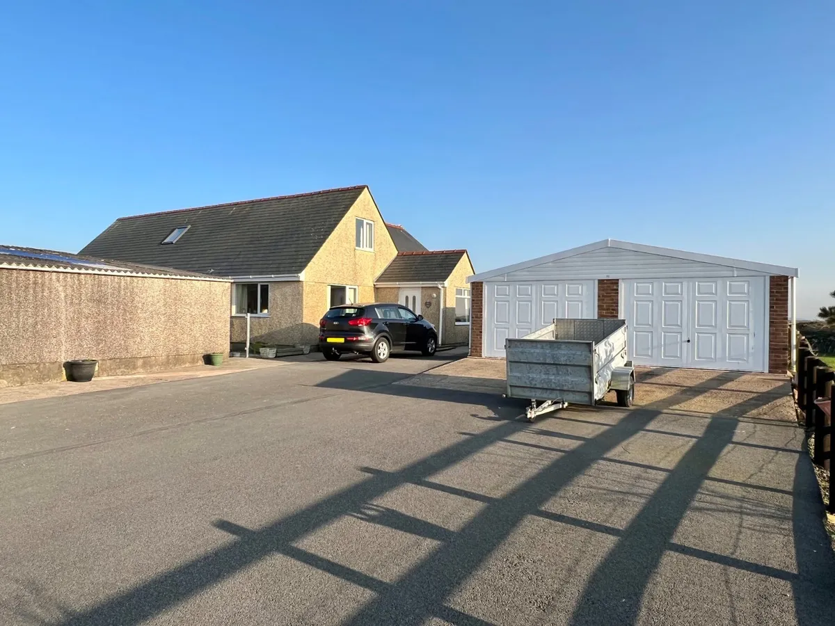 Llanrhyddlad, Holyhead, Isle of Anglesey, LL65