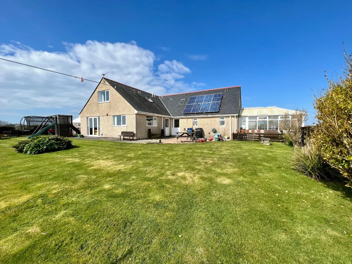 Llanrhyddlad, Holyhead, Isle of Anglesey, LL65
