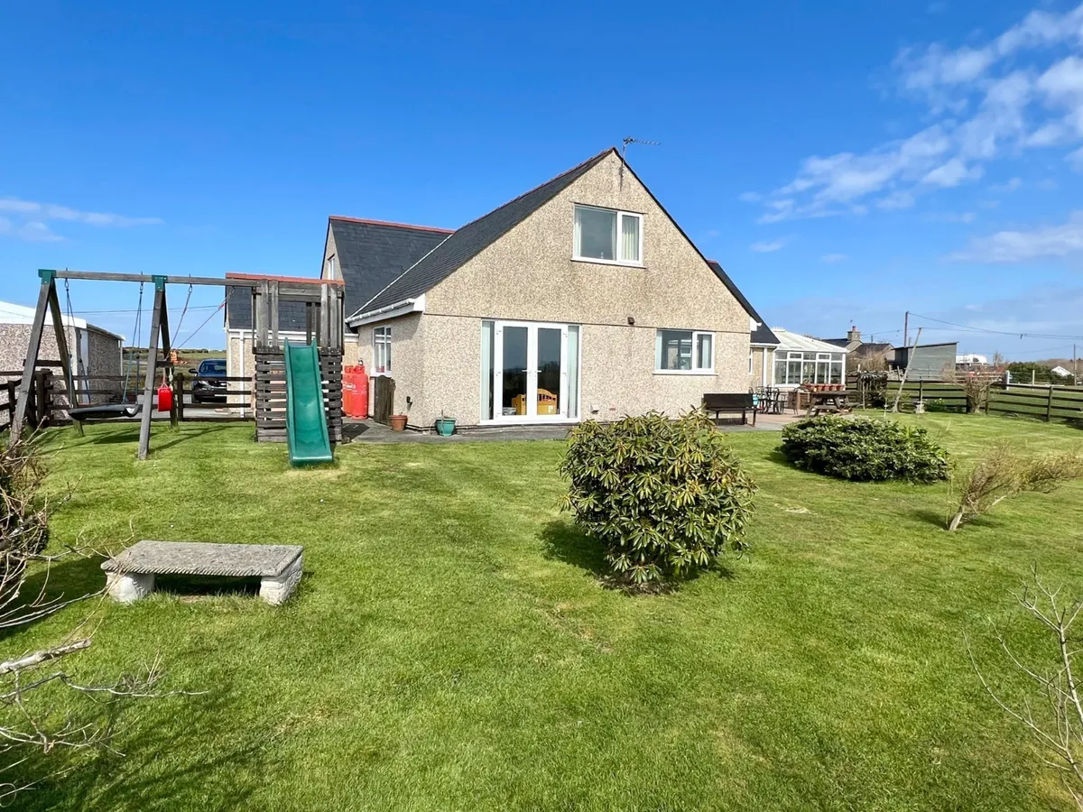 Llanrhyddlad, Holyhead, Isle of Anglesey, LL65