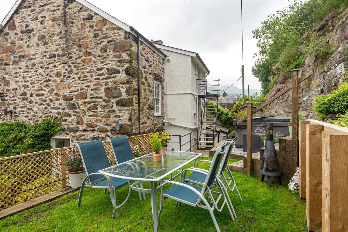 Smith Street, Beddgelert, Caernarfon, Gwynedd, LL55
