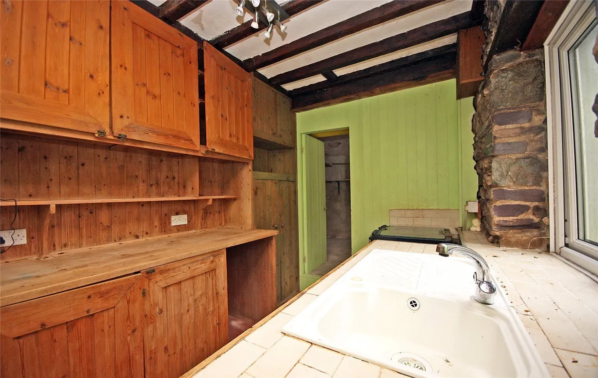 Hyfrydle Road, Talysarn, Caernarfon, Gwynedd, LL54