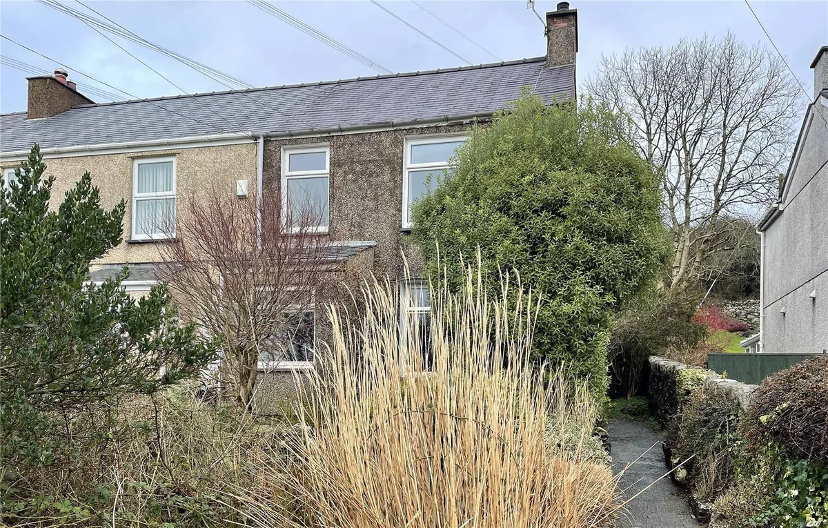 Hyfrydle Road, Talysarn, Caernarfon, Gwynedd, LL54