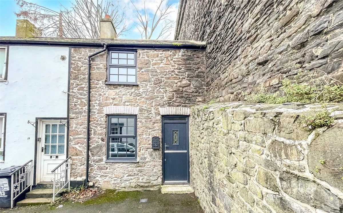 Watkin Street, Conwy, LL32