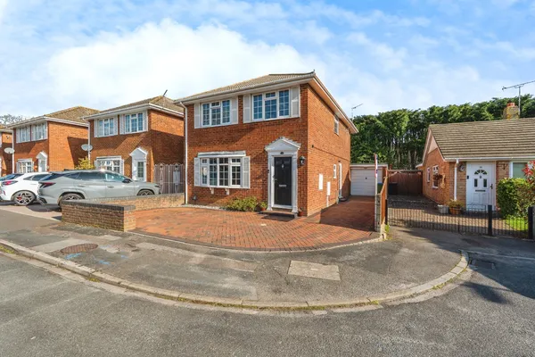 Nutsey Avenue, Totton, Southampton, H...