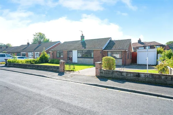 St. Brides Close, Penketh, Warrington...