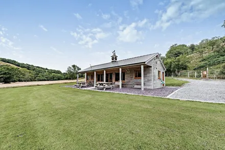  Whitemill, Carmarthen, SA32