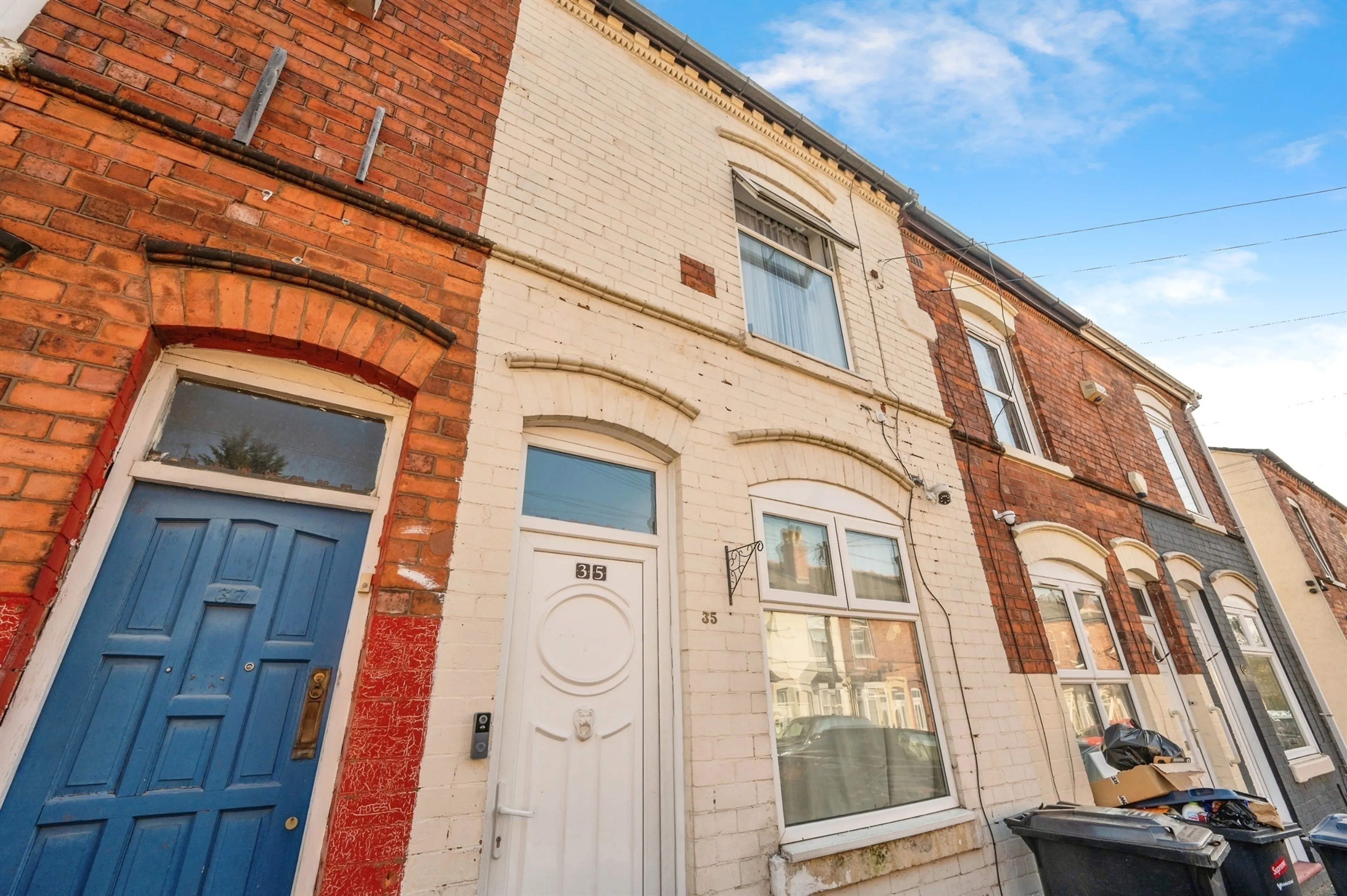 Property photo 0