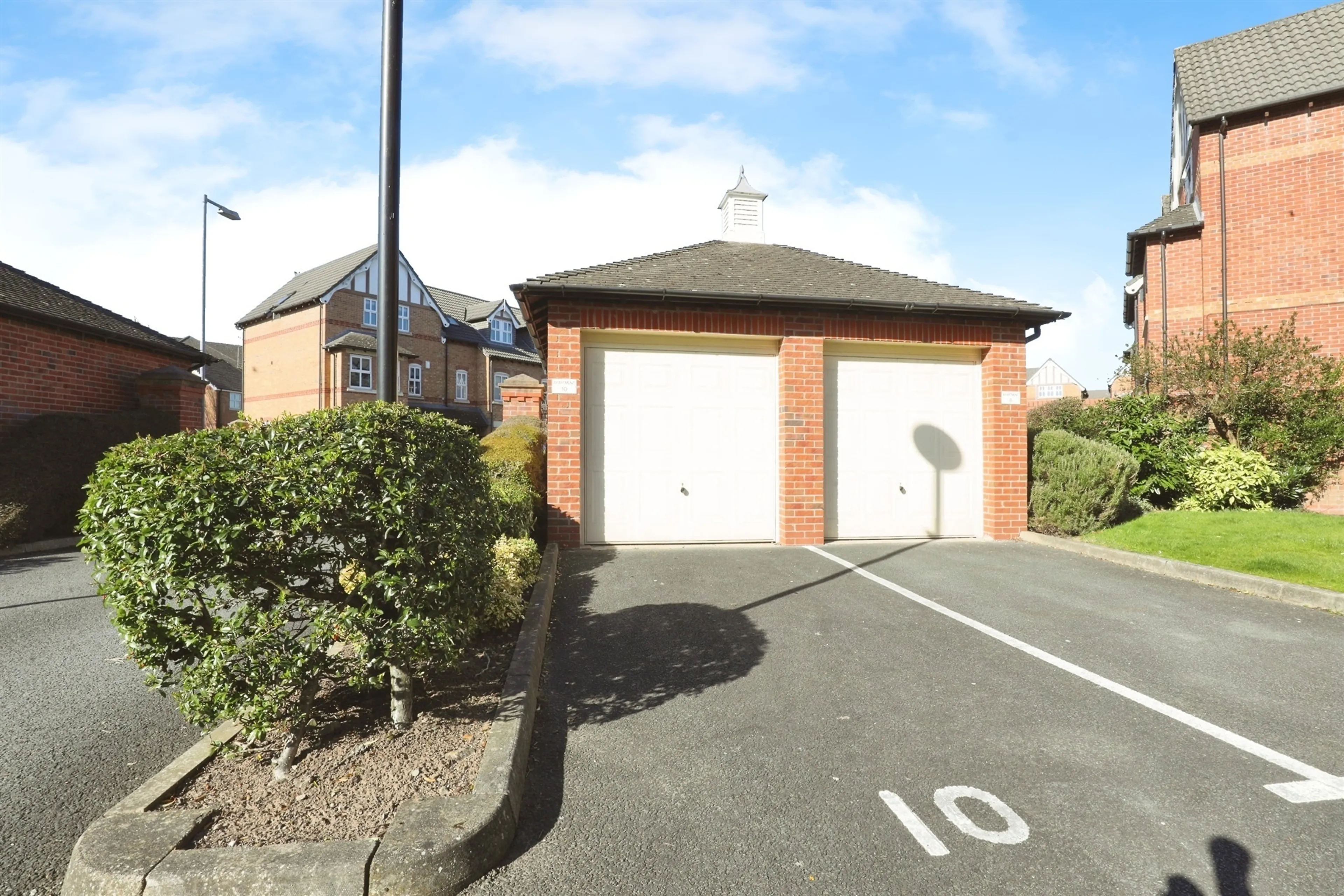 Property at Blakemere Drive, Northwich