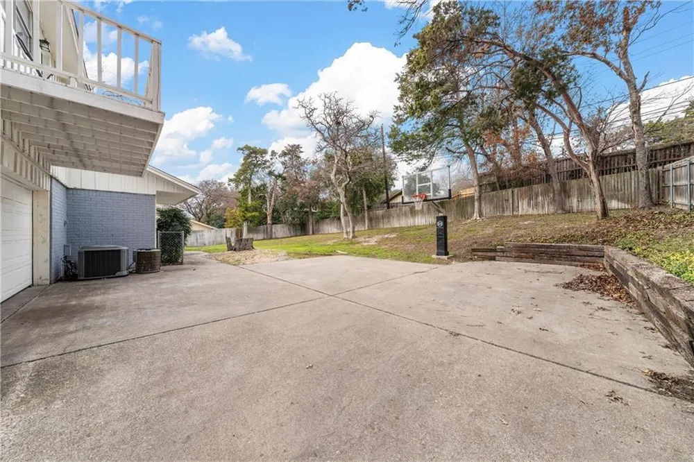 2620 Eldridge Ln, Waco, TX 76710