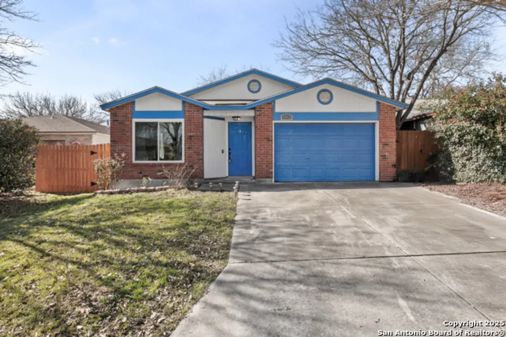 6862 Flaming Ridge Dr, Converse, TX 78109