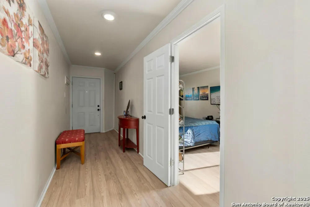 6862 Flaming Ridge Dr, Converse, TX 78109