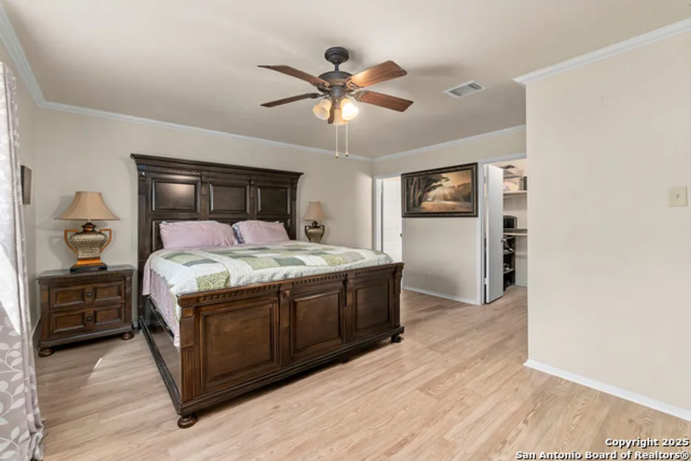 6862 Flaming Ridge Dr, Converse, TX 78109
