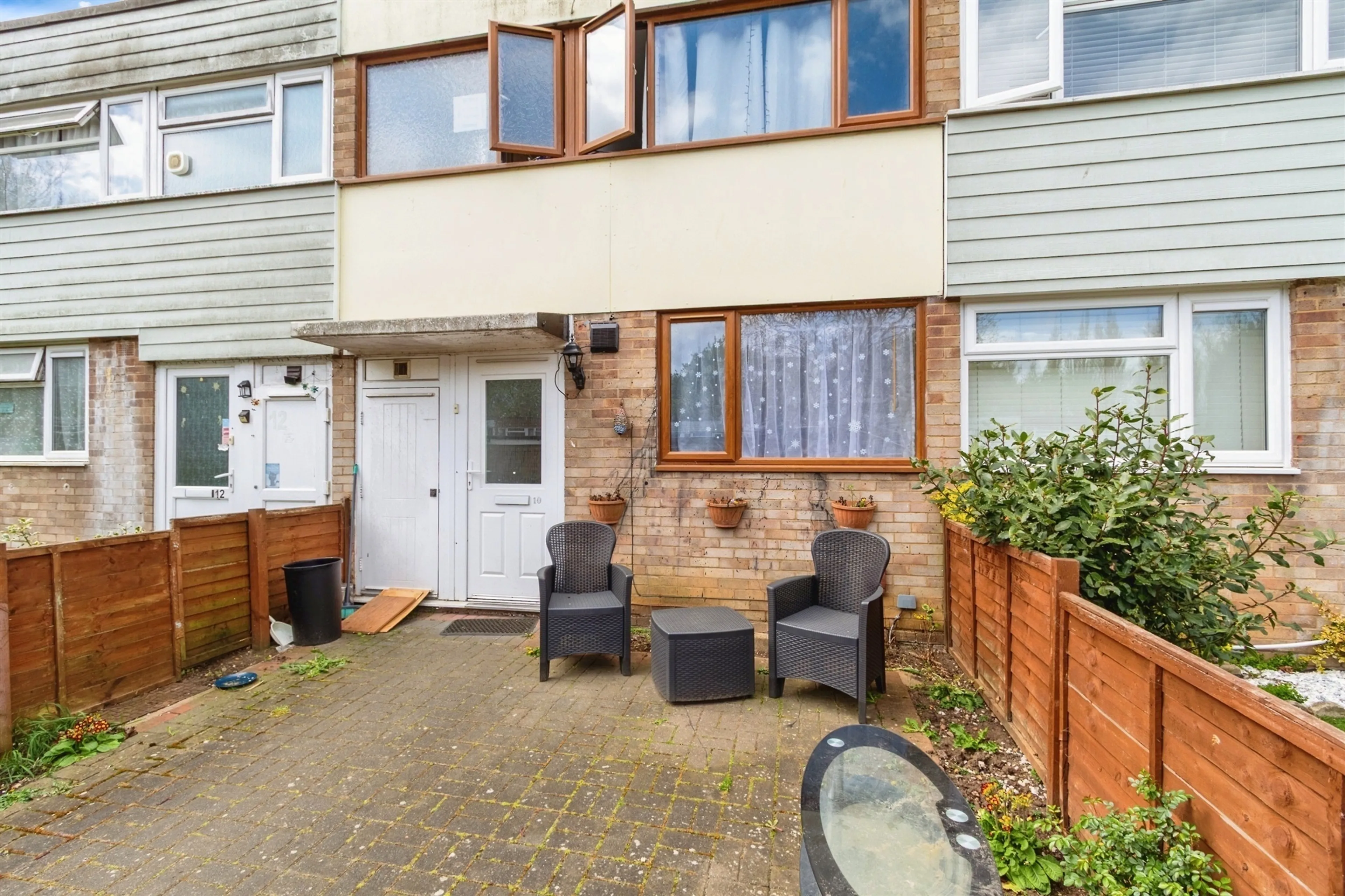 Property photo 0