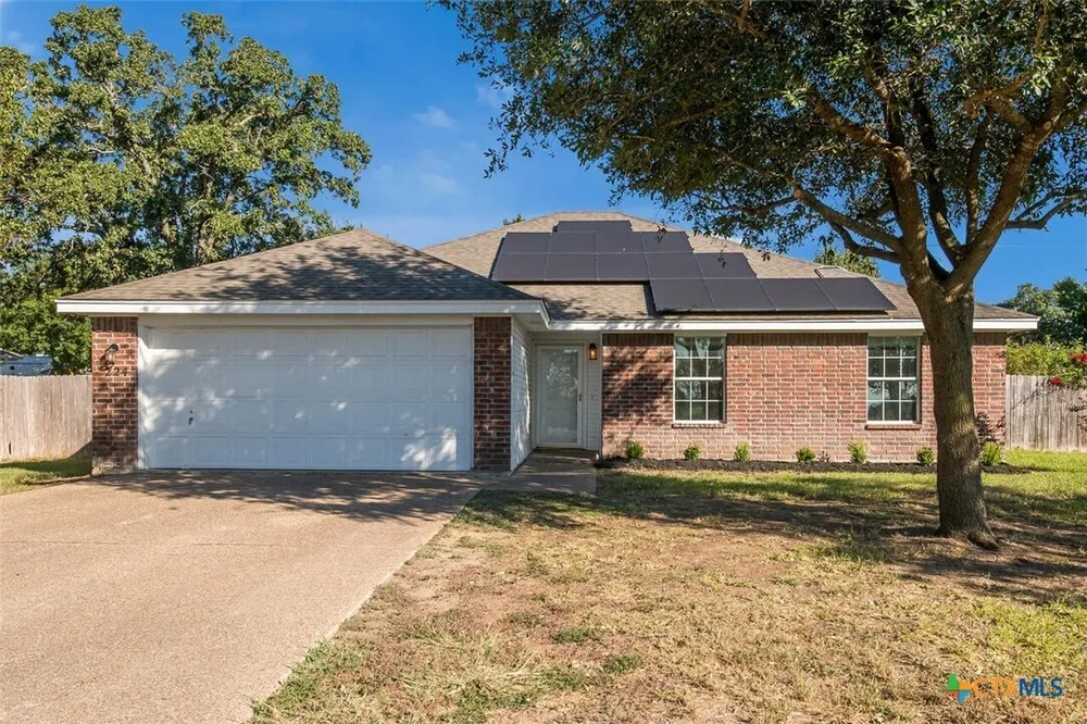 224 Headrick Dr, Robinson, TX 76706