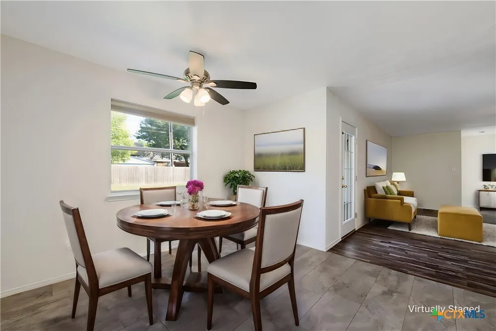 224 Headrick Dr, Robinson, TX 76706