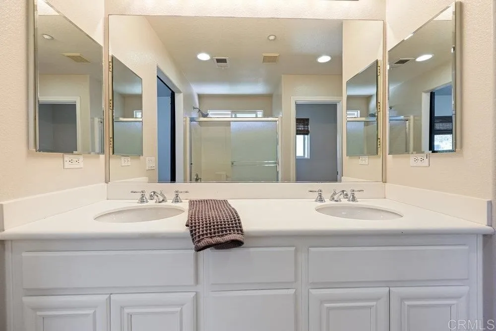 2284 Marquand Ct, Alpine, CA 91901