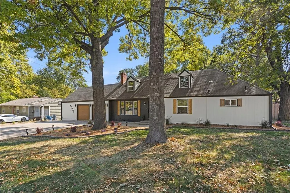 4609 W 75th St, Prairie Village, KS 66208