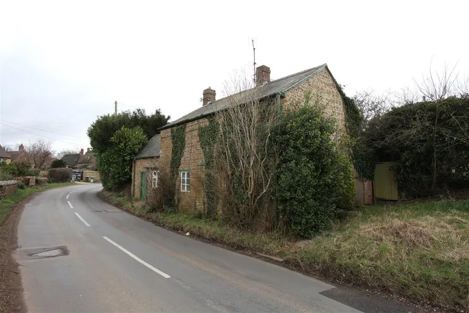 Property carousel image 24