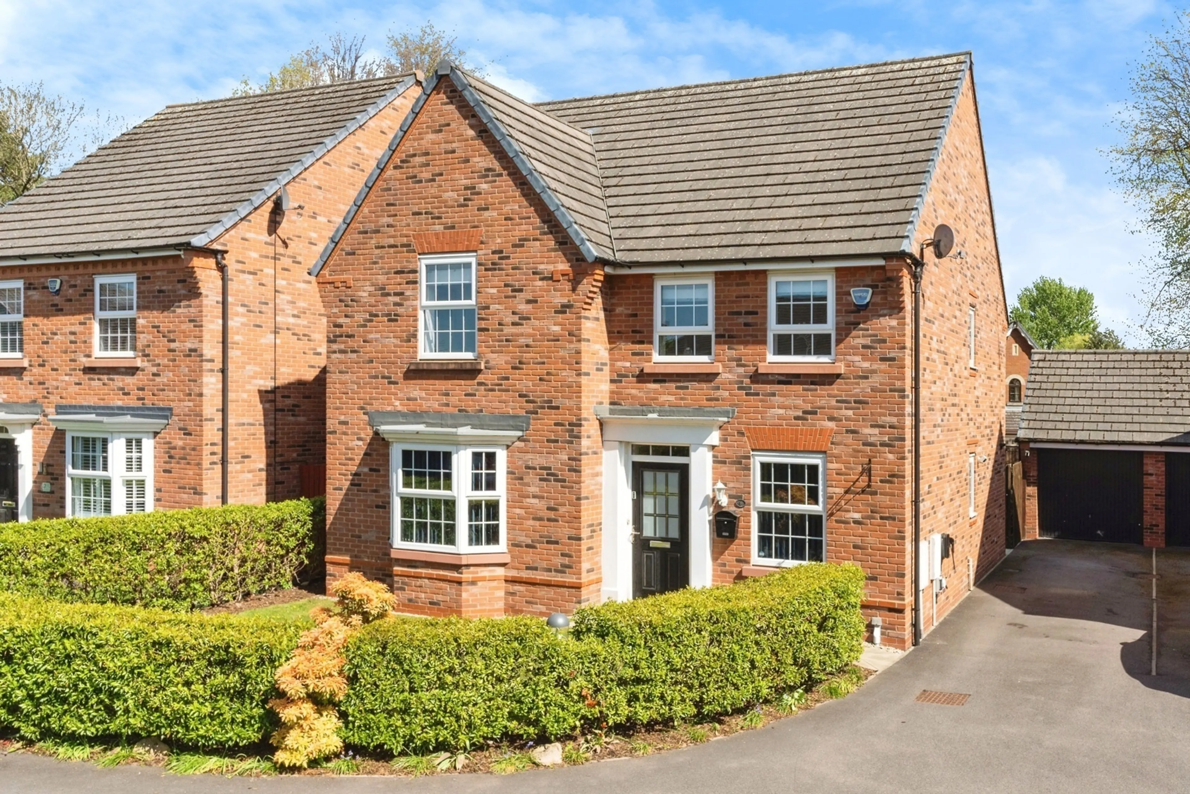 Property photo 0