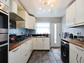 Dale Crescent, New Tupton, CHESTERFIELD thumb 3