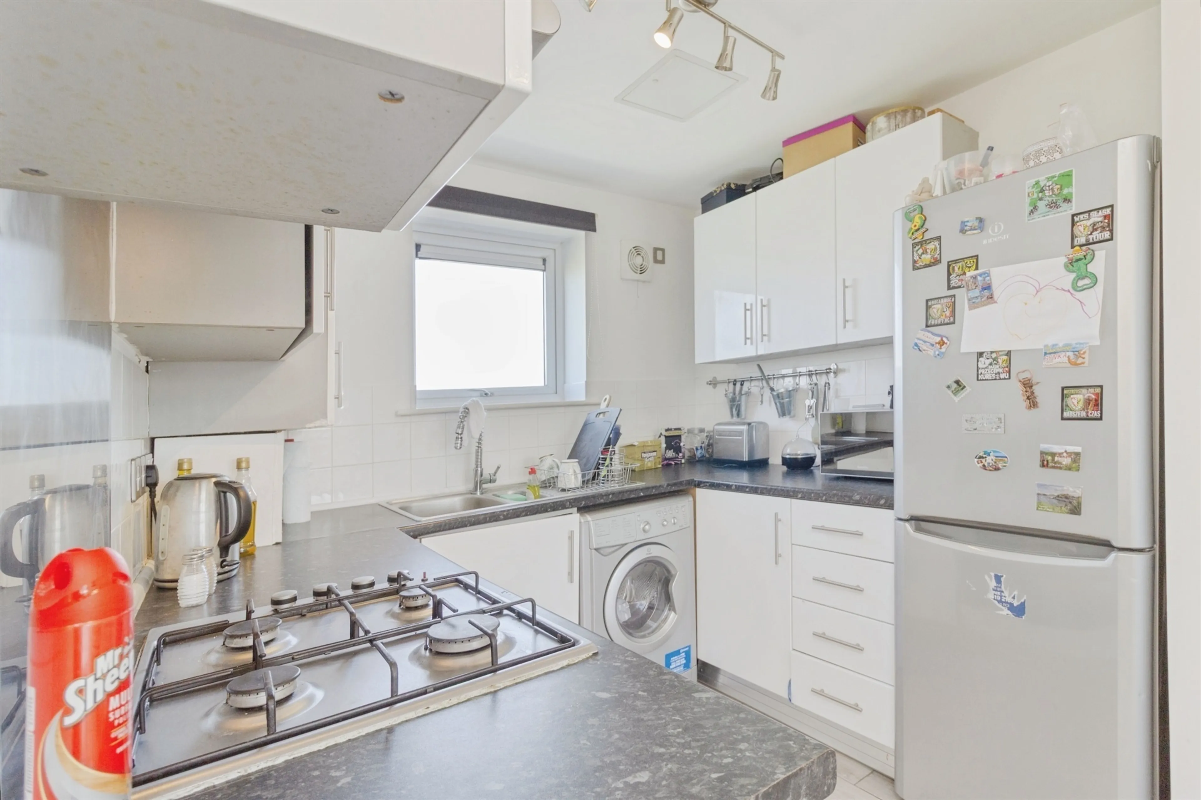 Property at Sandhills Avenue, Hamilton, Leicester
