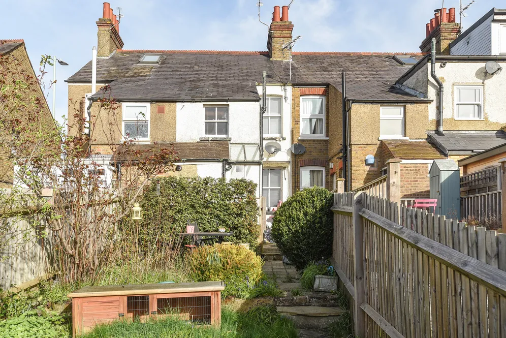 Uxbridge Road, RICKMANSWORTH, WD3 photo 2