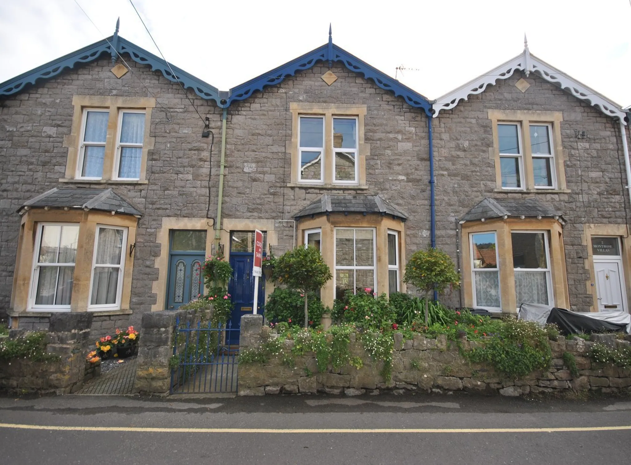 https://mr0.homeflow-assets.co.uk/files/photo/image/44667/9707/_x_/45421214.jpg