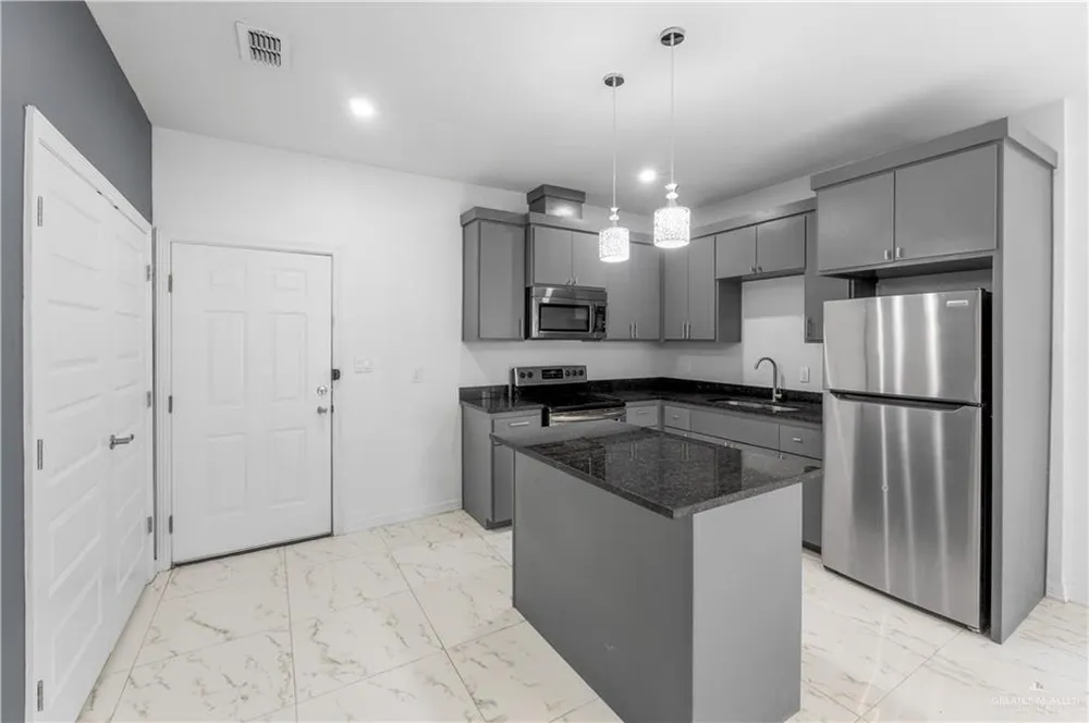 2103 Taxco Ct, Edinburg, TX 78542