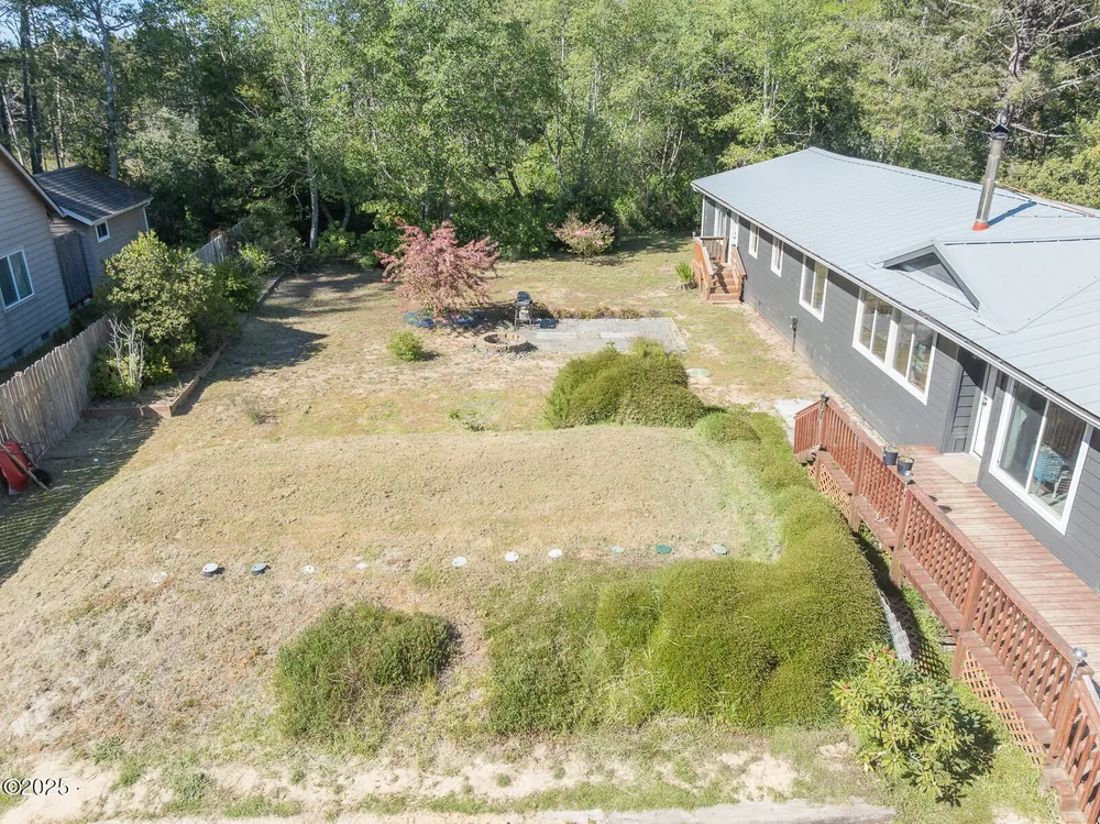 1460 NW Powe Dr, Seal Rock, OR 97376
