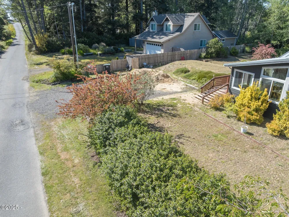 1460 NW Powe Dr, Seal Rock, OR 97376