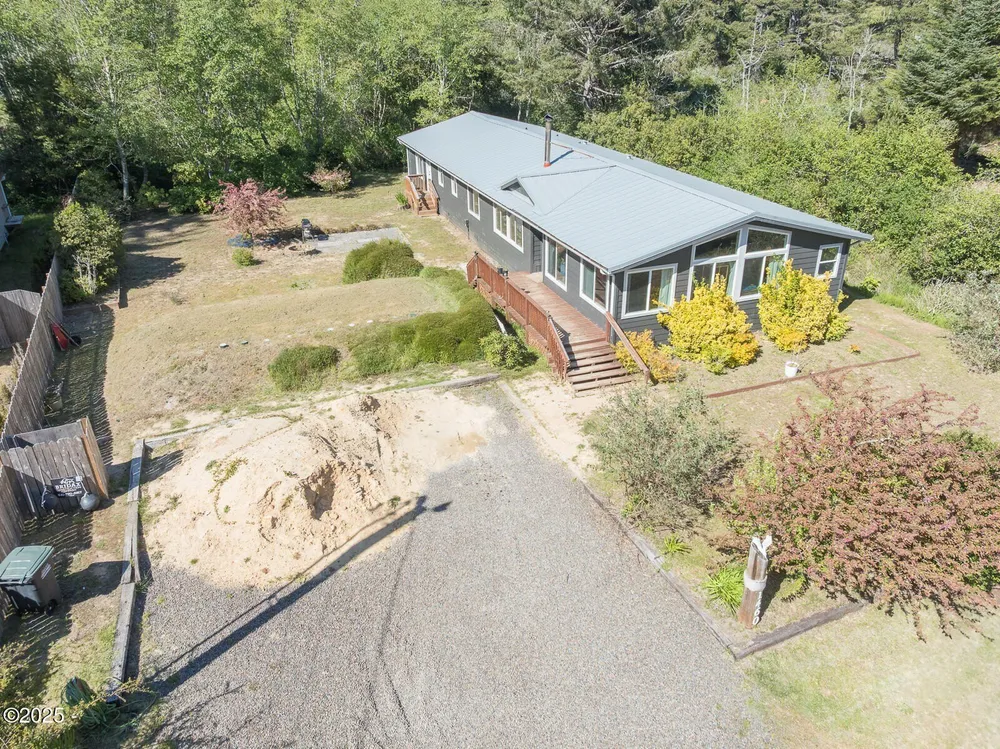 1460 NW Powe Dr, Seal Rock, OR 97376