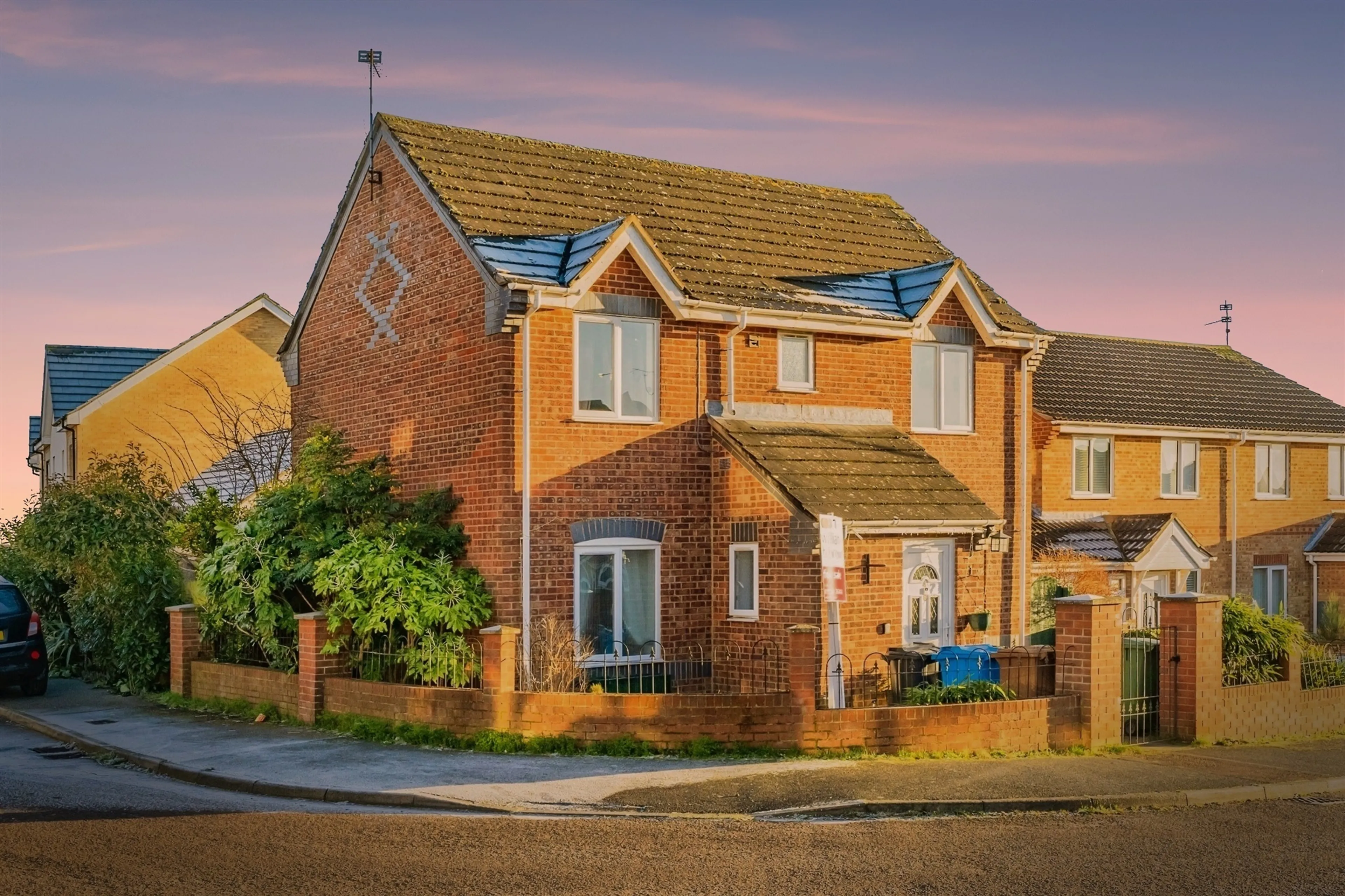 Property at Applegarth Close, Corby