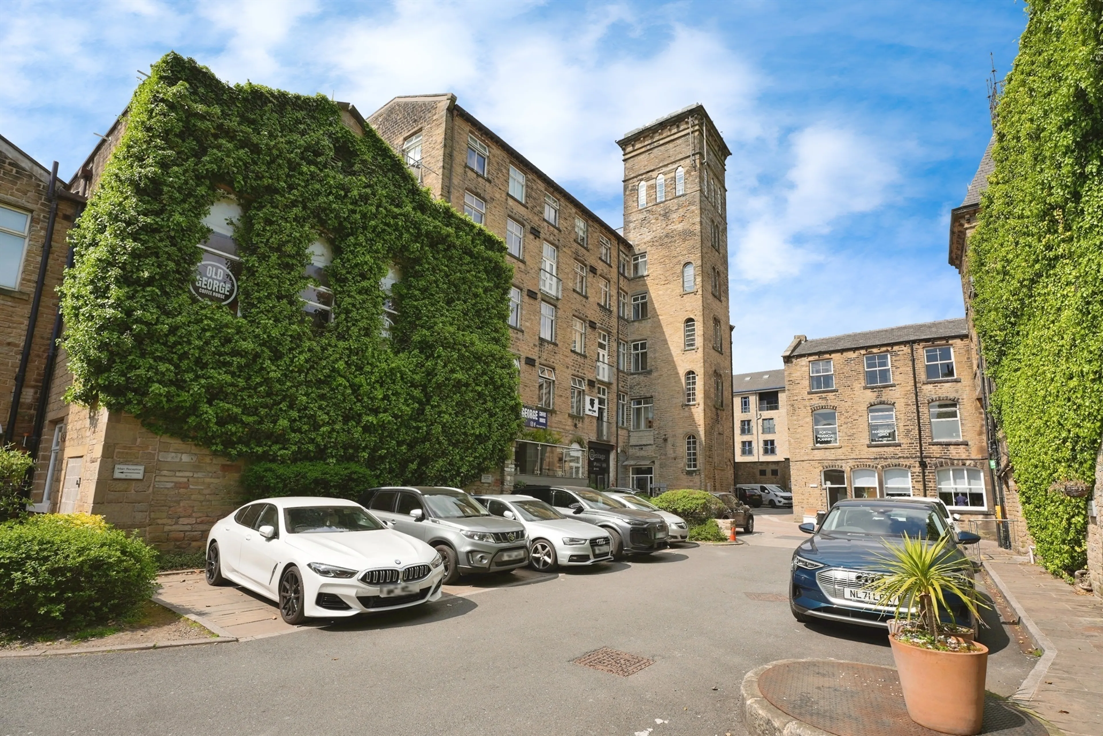 Property at Plover Road, Huddersfield