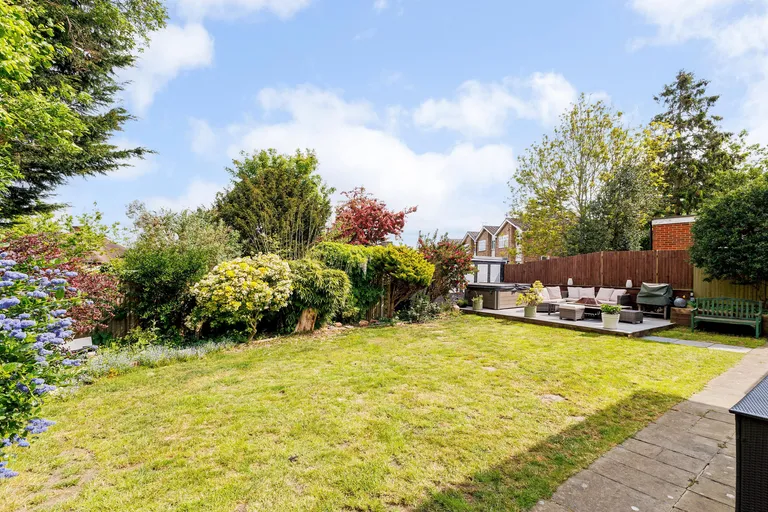 Sparrows Herne, Bushey, WD23