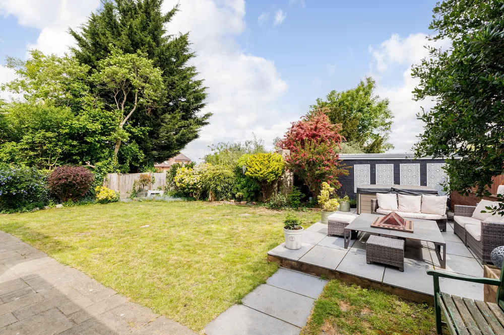Sparrows Herne, Bushey, WD23
