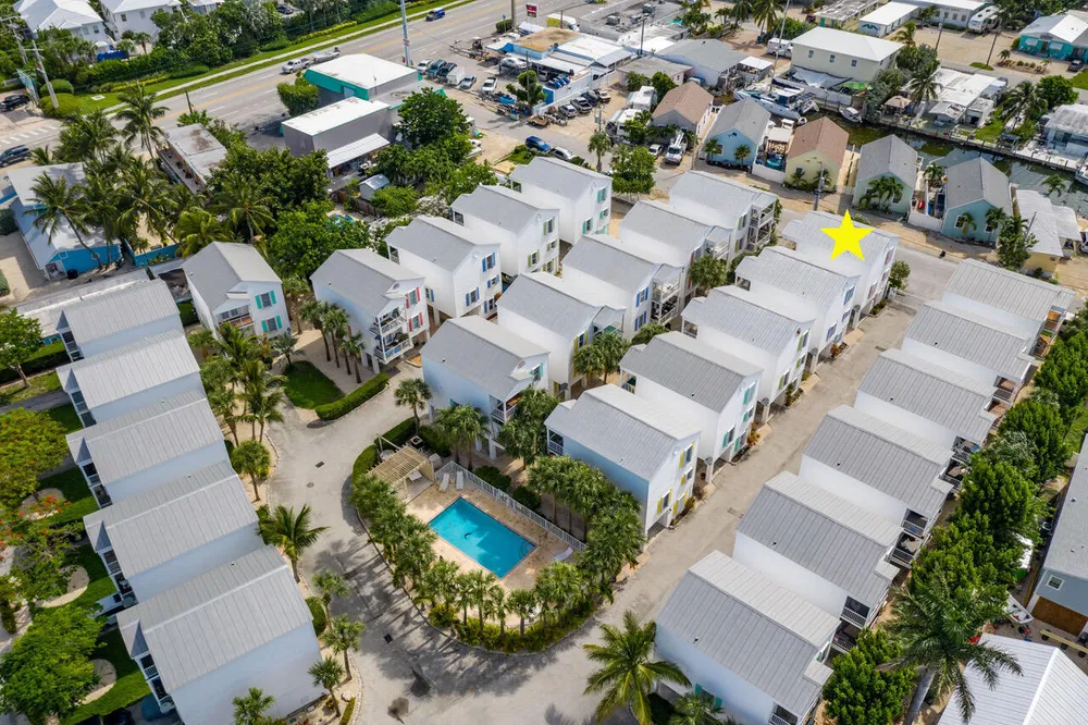 339 25th St, Marathon, FL 33050